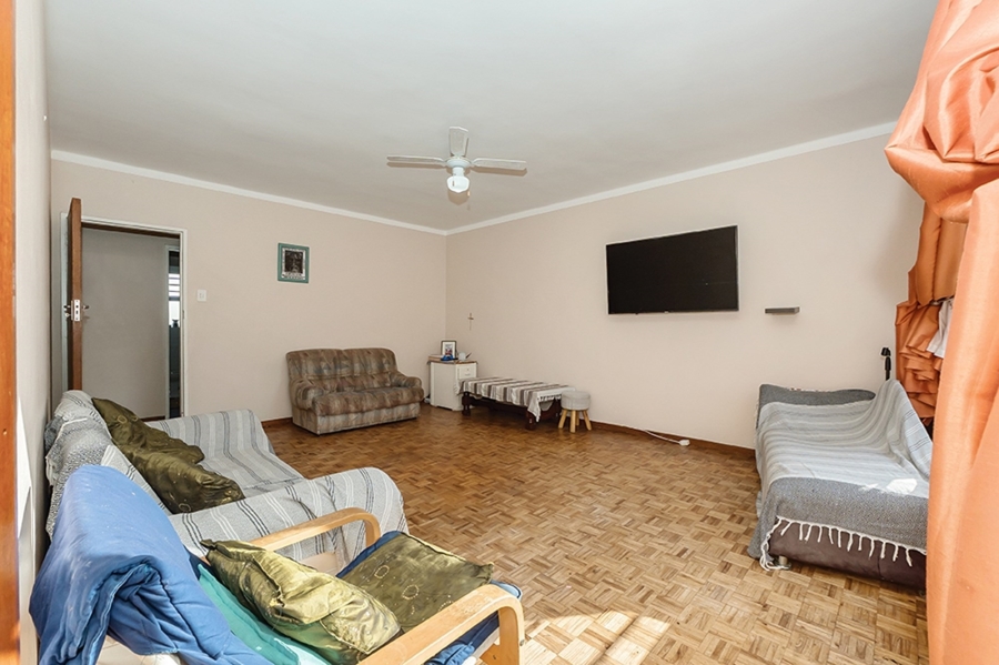 2 Bedroom Property for Sale in Heathfield Western Cape